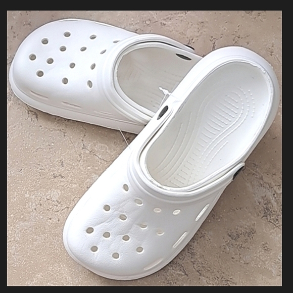 Women's Classic Clogs White Size 6.5 37 - Picture 2 of 2